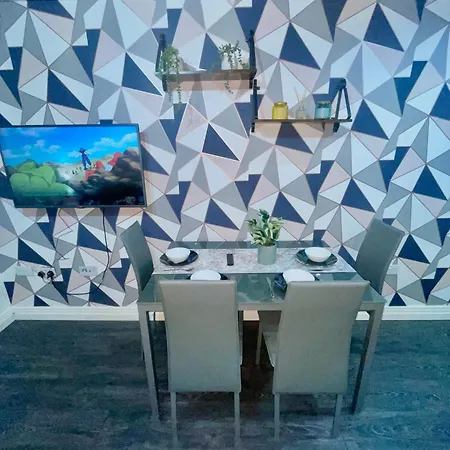 Apartamento Centre- Long Stay, Homey 2 Bed Apartment- Contractors, Working Professionals, Families & Relocators *